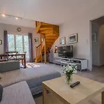 The 19th Hole Duplex Lumineux Au Golf De Belleme