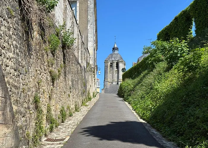 The 19th Hole Duplex Lumineux Au Golf De * Belleme